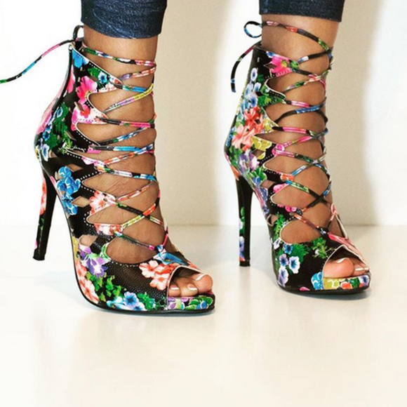 Shoes - HOST PICK***So Floral